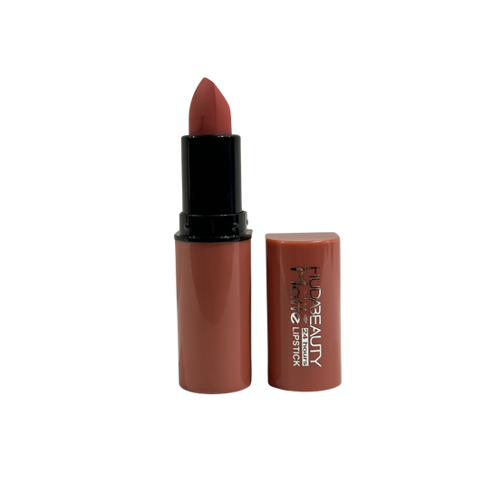 Huda Beauty Matte Lipstick Trendsetter B1