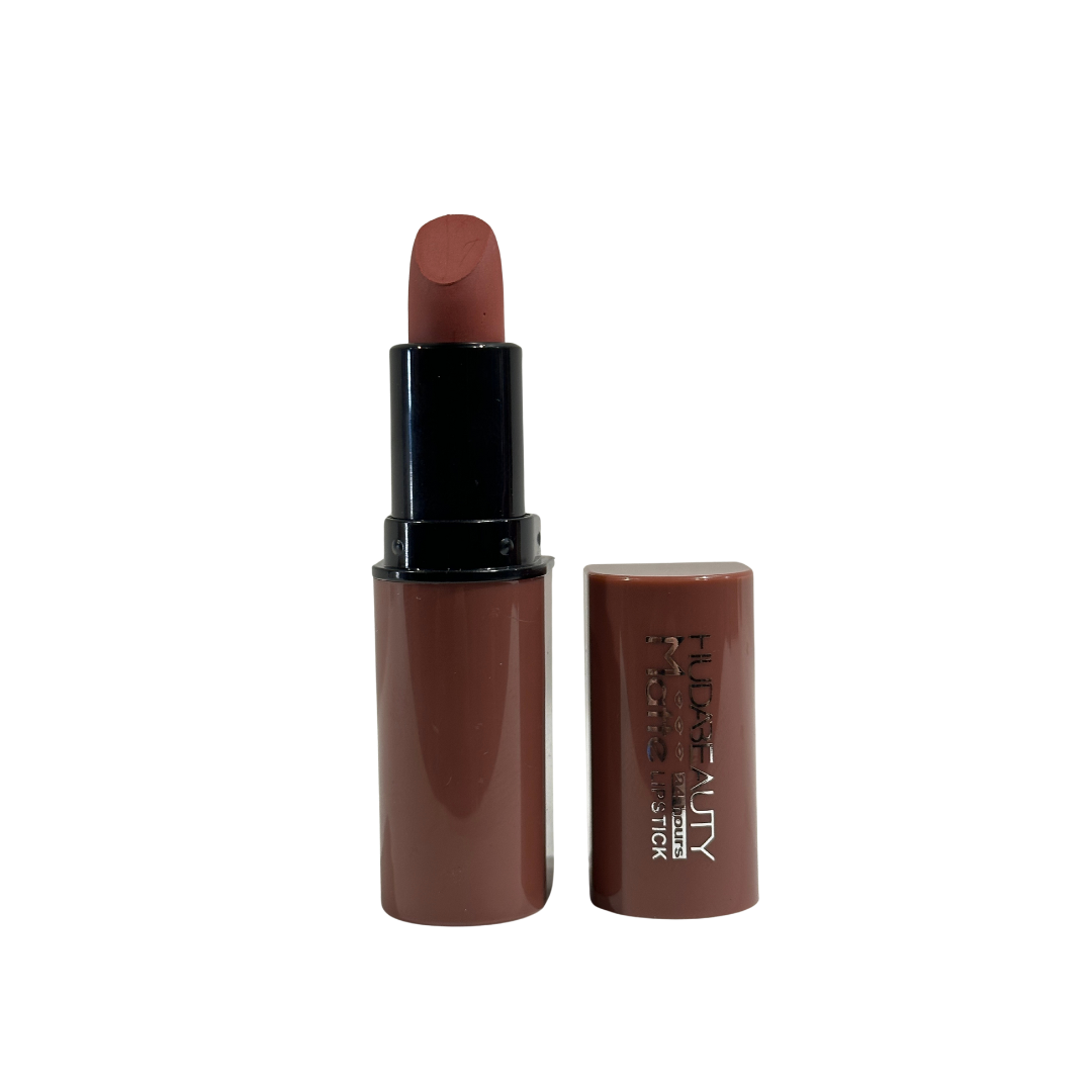 Huda Beauty Matte Lipstick Vixen B3