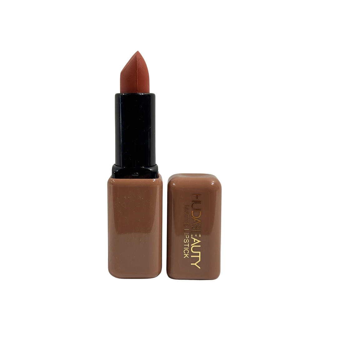 Huda Beauty Matte lipstick Warm Brown A4