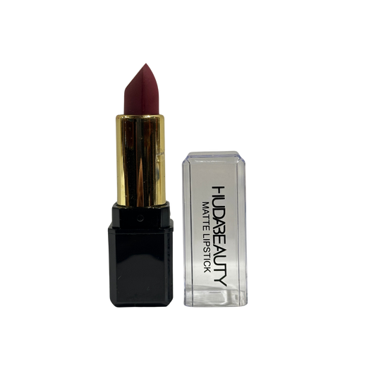 Huda Beauty Matte Lipstick Very Berry (Famous) B6