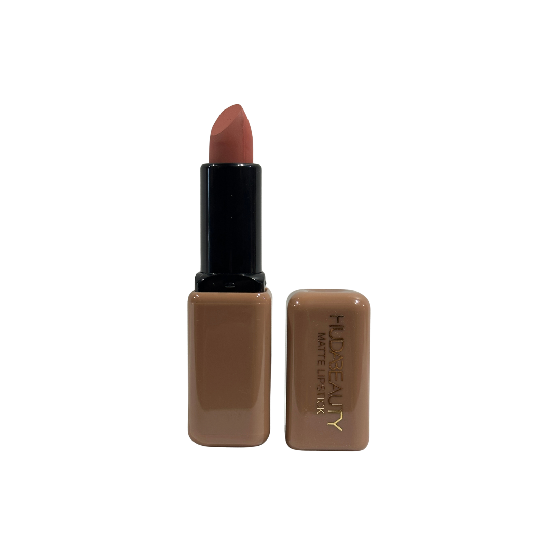 Huda Beauty Matte Lipstick Sandy Beige A1