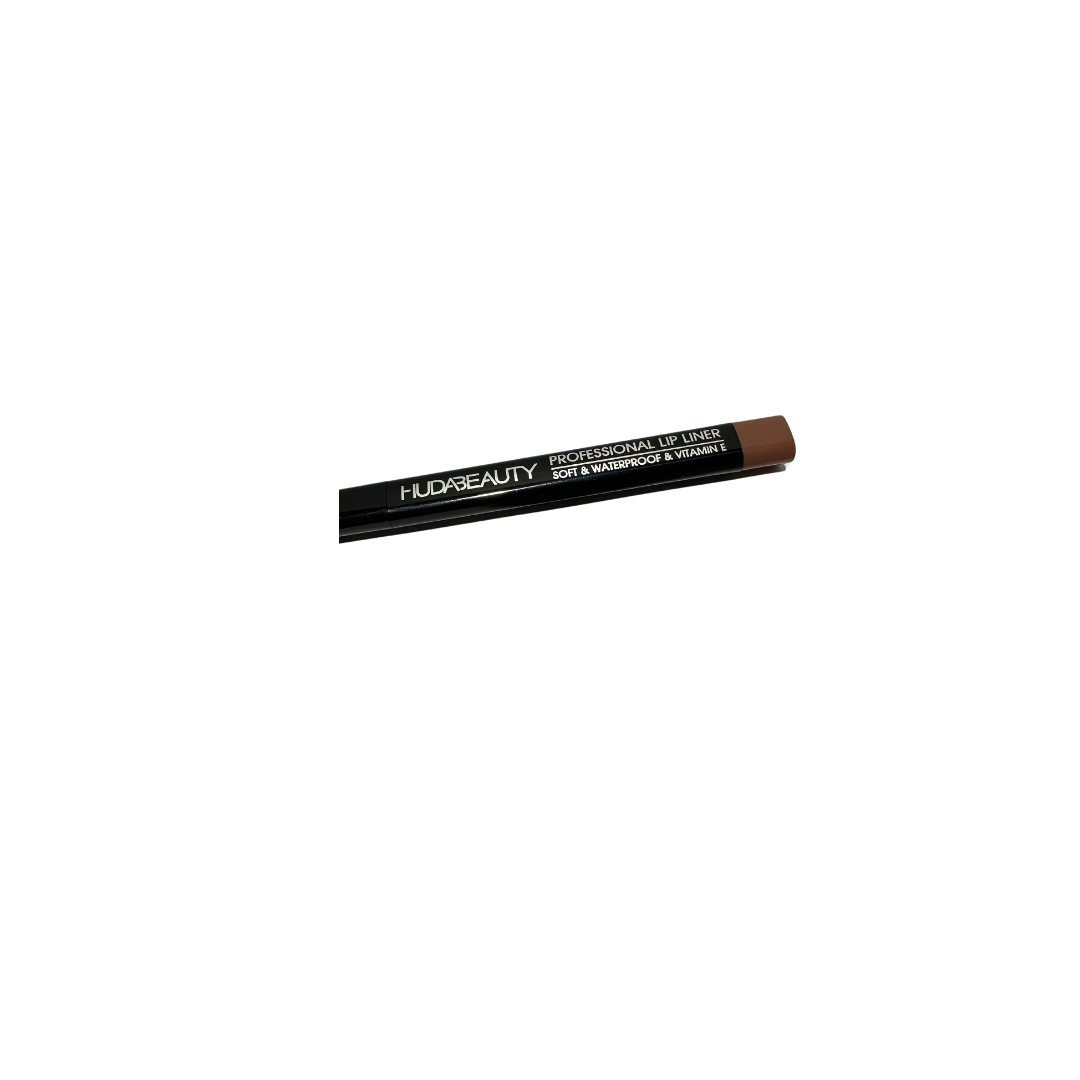 Huda Beauty Professional Lip Liner Shade of Brown