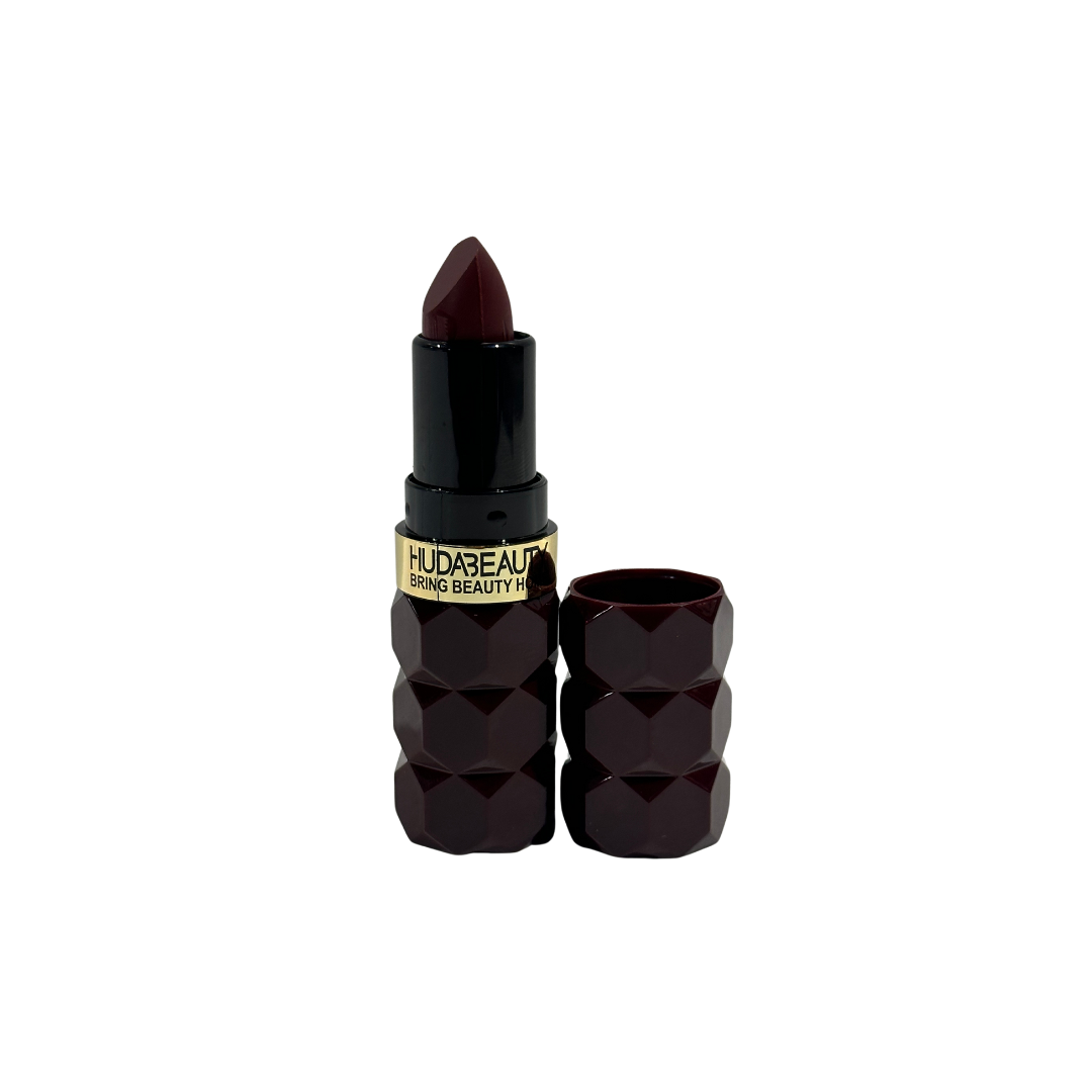 Huda Beauty Lipstick Shade-Trophy Wife (B12)