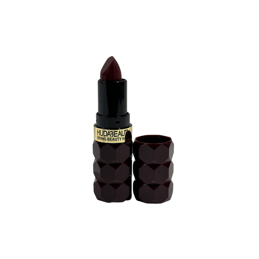 Huda Beauty Lipstick Shade-Trophy Wife (B12)